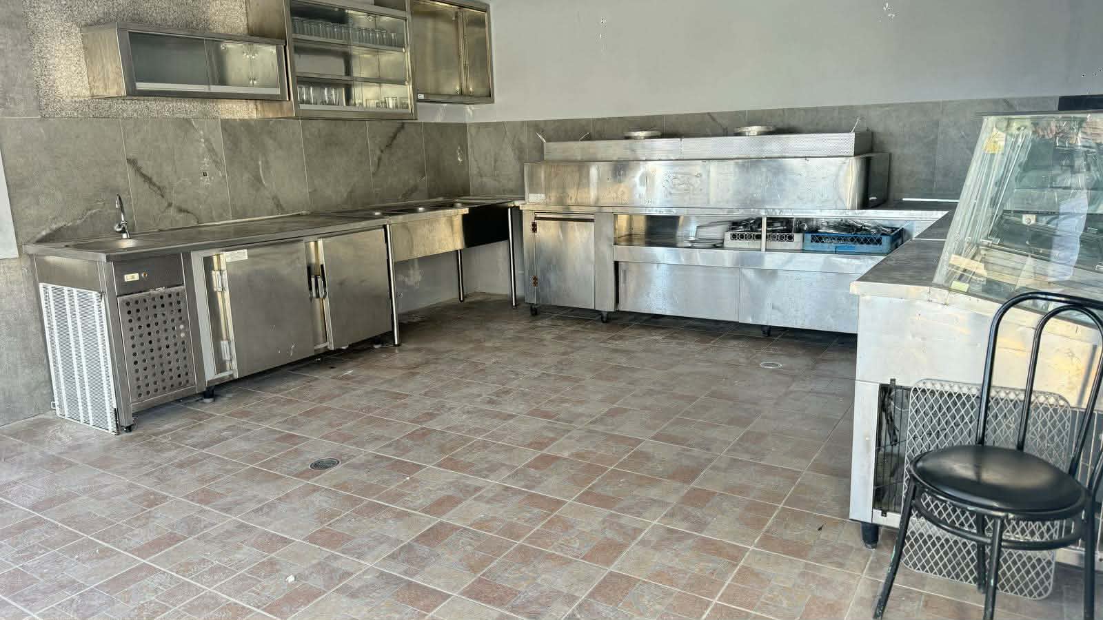 Ενοικιάζεται χώρος ιδανικό για – Σούπερ Μάρκετ – Σινεμά – βενζινάδικο