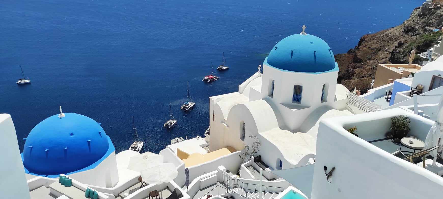 Σαντορίνη ζητείται ναύτης σε καταμαράν και Hostess