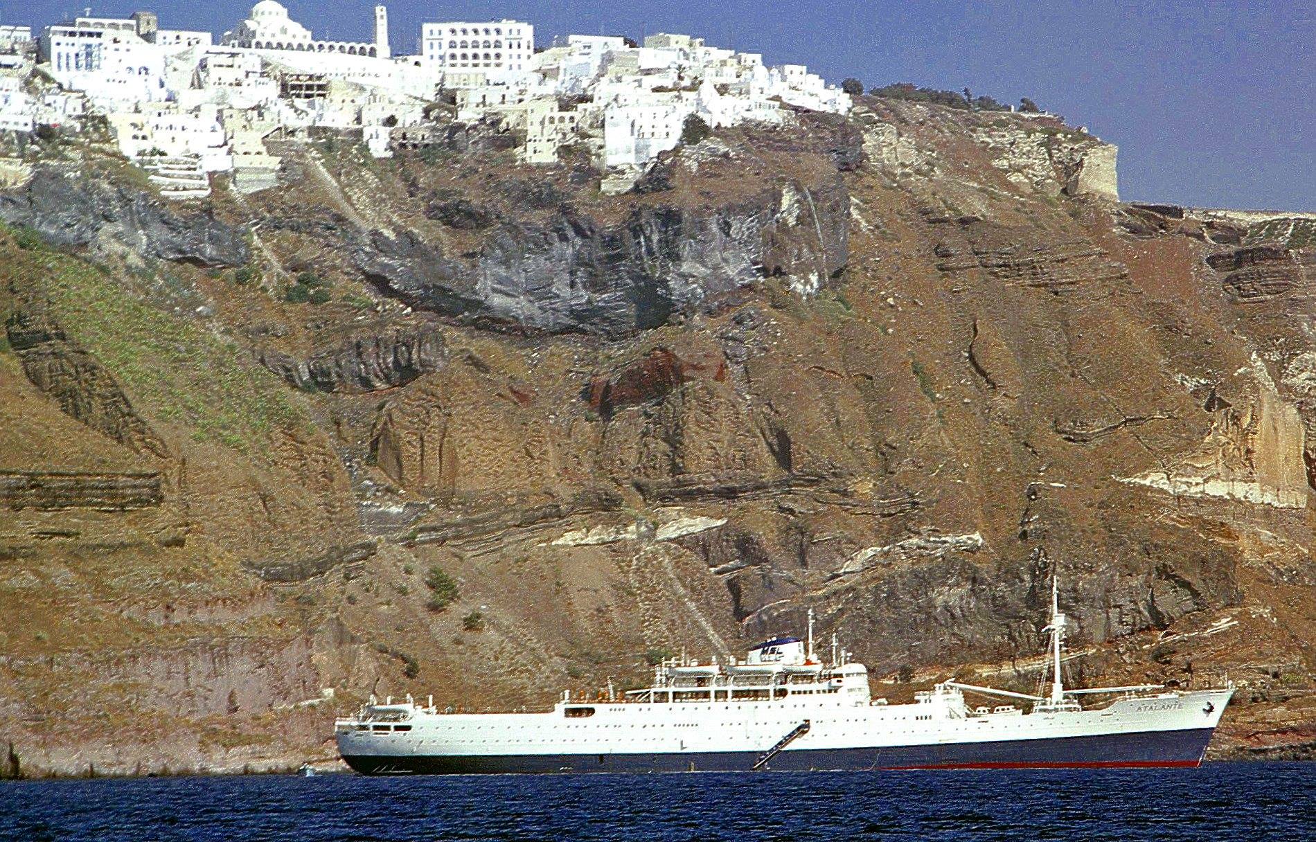Σαντορινη ζητειται Α Μάγειρας
