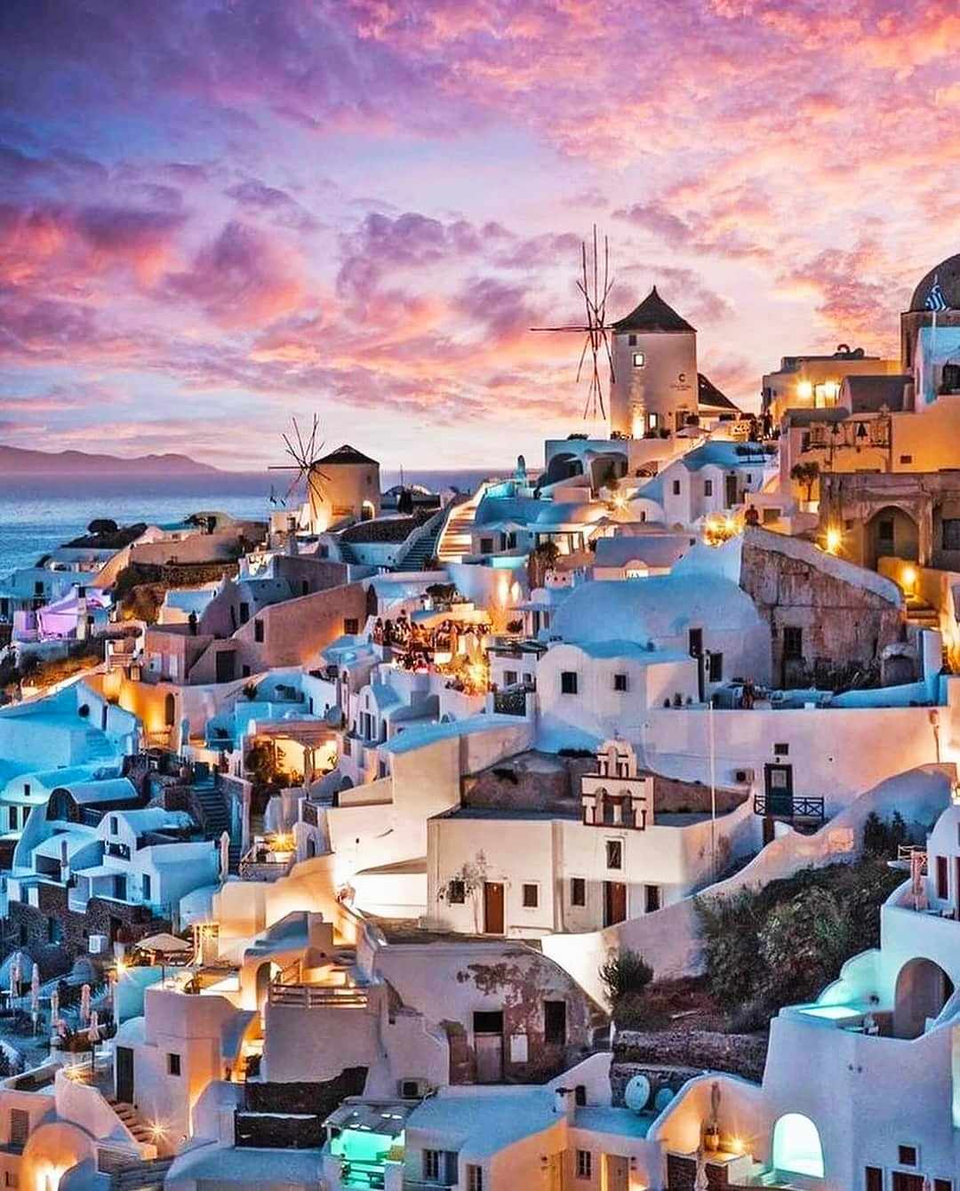 Σαντορίνη ζητείται υπάλληλος κουζίνας ξενοδοχείο στην Οια