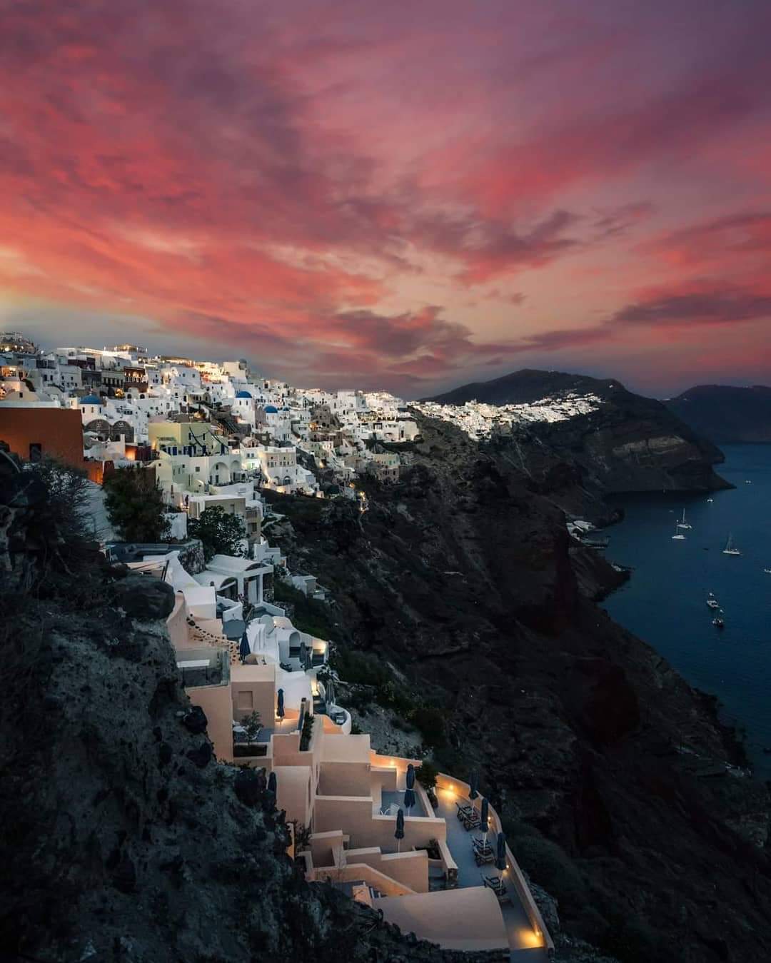 Σαντορίνη Ημεροβίγλι ζητείται υπάλληλος υποδοχής για ξενοδοχείο