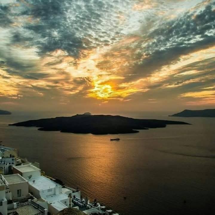 Σαντορίνη Ζητείται spa therapist-μασέρ